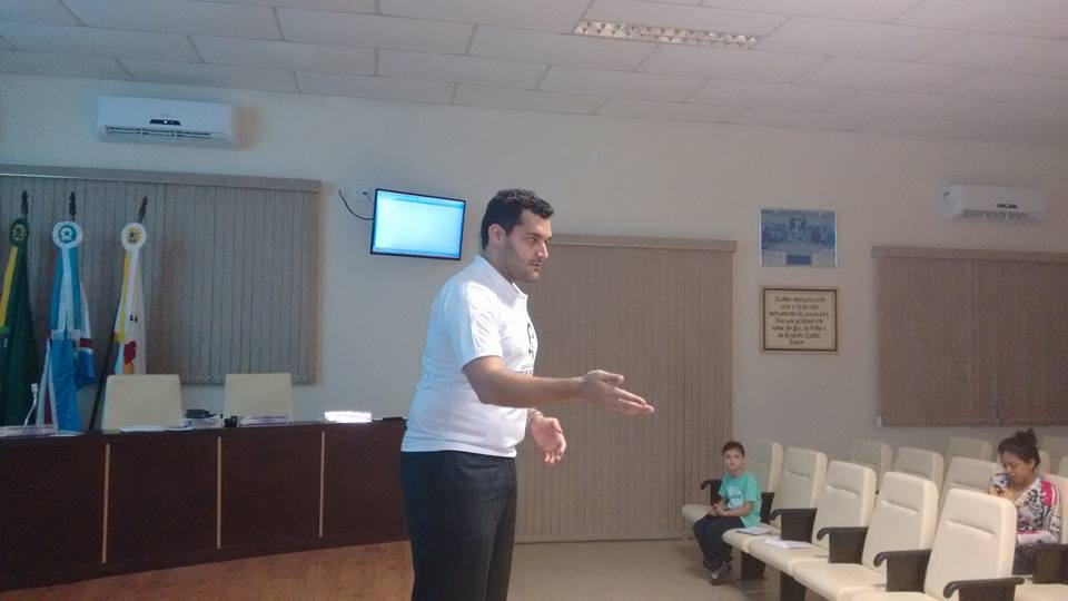 ESCOLA DO LEGISLATIVO PROFESSOR RENATO DE PÁDUA